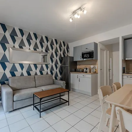 Apartman T2 Refait A Neuf - 4 Pers - Terrasse Ouest - Proche Centre - Chiens Ok - Fr-1-521-237